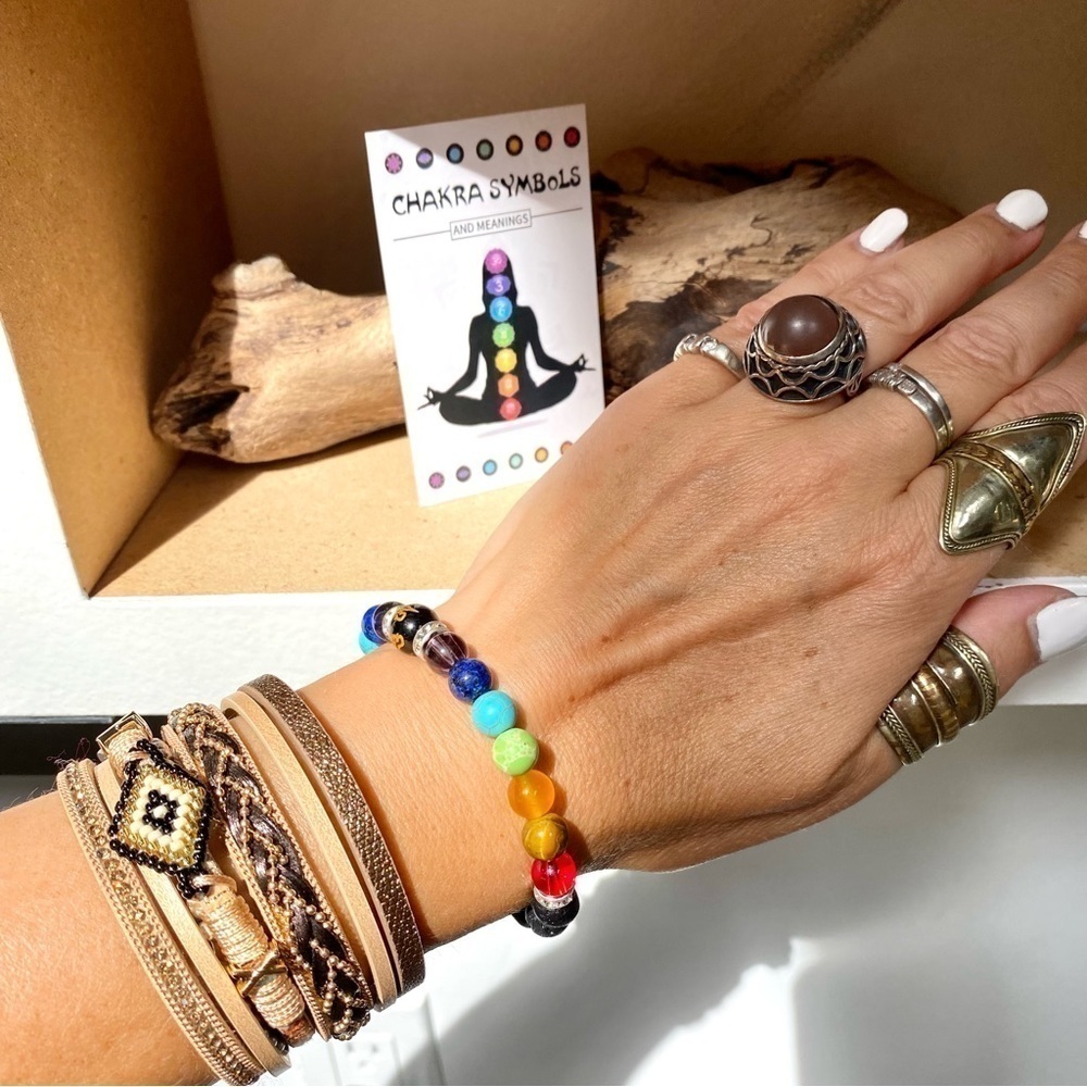 🌙AROMATHERAPY oil diffuser bracelet w CHAKRA boho/zen meditation vibe